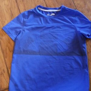 Youth small under armour dry fit shirt